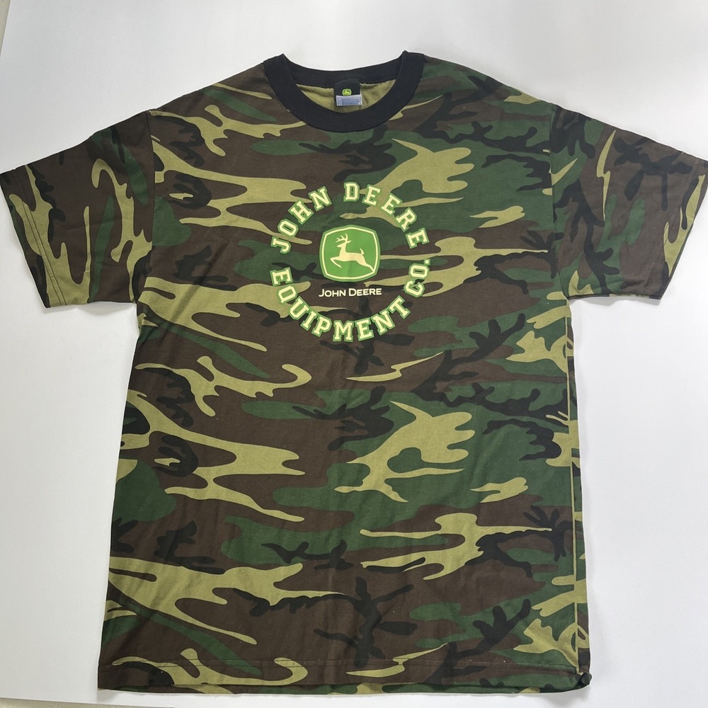 John Deere Equipment Camouflage Short Sleeve Shirt Tractor‎ Size Large NWOT